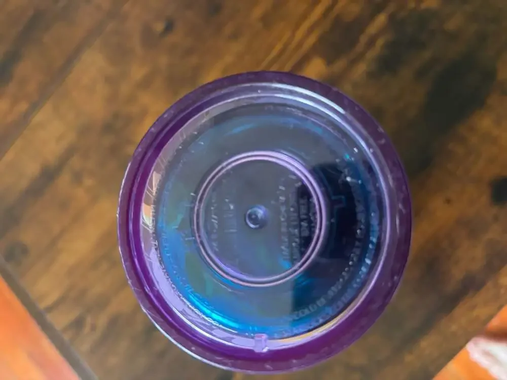 Starbucks Purple Floral Wave Venti Cold Cup Tumbler 24 fl oz